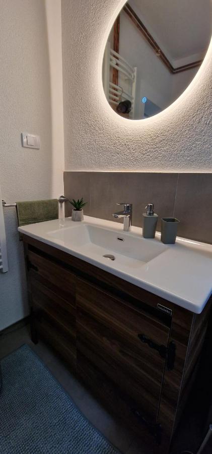 Apartman Bajka Ruma Exterior foto